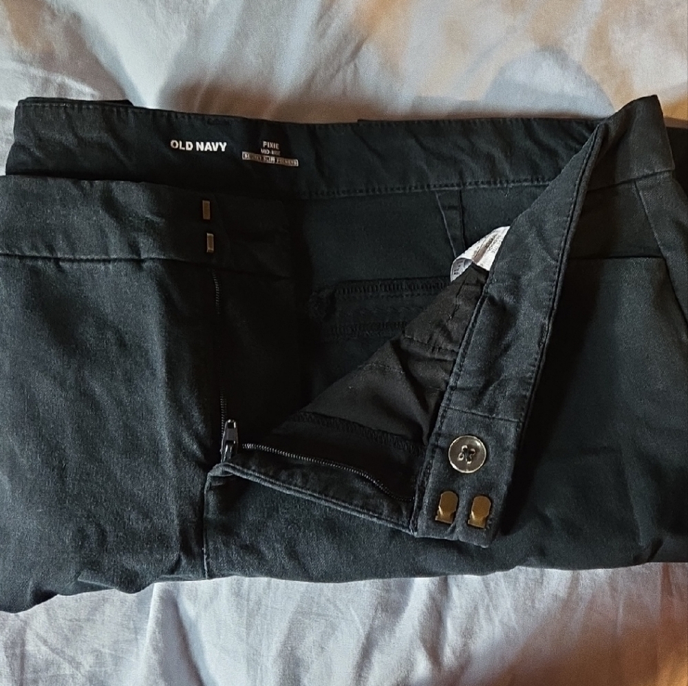 Old Navy Women's Navy Chinos